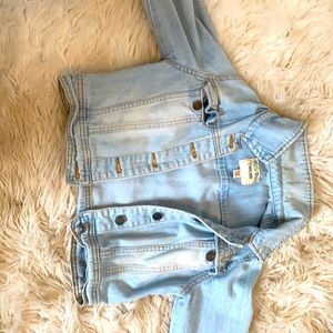 Jean jacket (cropped)